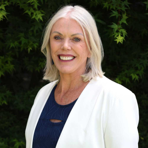 Louise Parsons