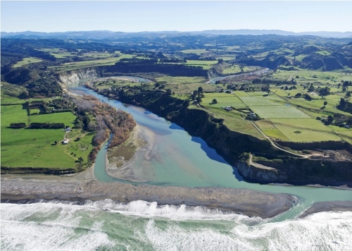 Mohaka township and river mouth Courtesy of www.abovehawkesbay.co.nz