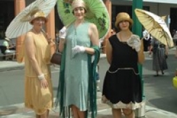 Art Deco Women